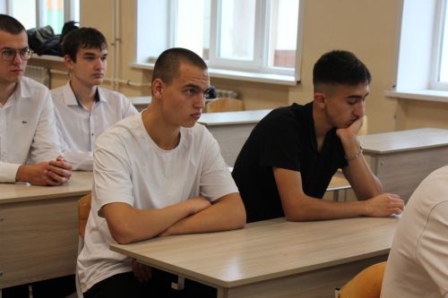 В Нурлате прошел муниципальный этап конкурса «Автосессия»