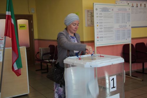Коллектив «Нурлат-информа» дружно проголосовал на выборах депутатов Госдумы