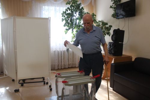 Жители Нурлатского дома-интерната проголосовали на выборах депутатов Государственной Думы