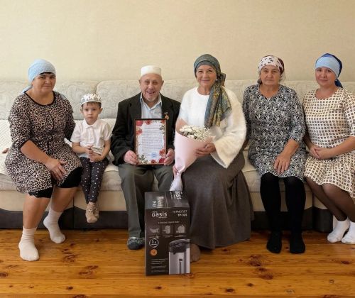 Шарифулла Шайдуллин из Нурлата отмечает 90-летний юбилей
