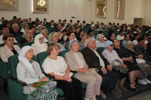 В Нурлате почтили память государственного деятеля России Алмаза Ахметшина