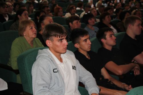 В Нурлате почтили память государственного деятеля России Алмаза Ахметшина