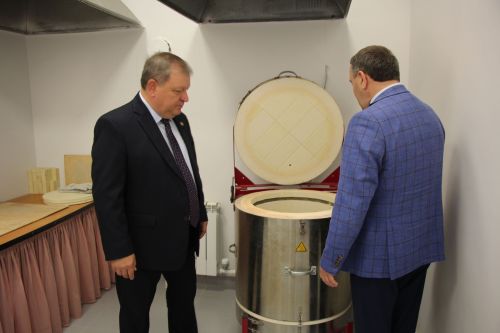 В Нурлате торжественно открыли мемориальную доску памяти Алмаза Ахметшина