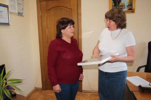 В «Нурлат-информе» чествовали победителя конкурса «История моего имени»