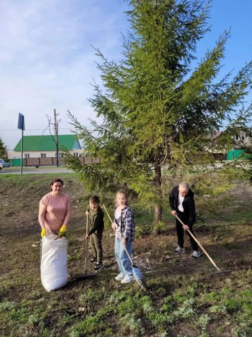 В Нурлатском районе проходит «Осенняя неделя добра»