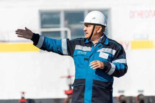 Школьники Нурлата увидели нефтяное оборудование на «Фабрике процессов»