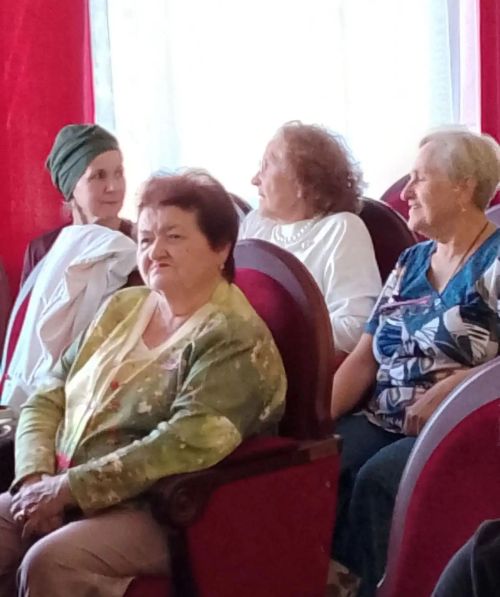 В Нурлате прошел творческий вечер «Бархатный возраст — не осень души»