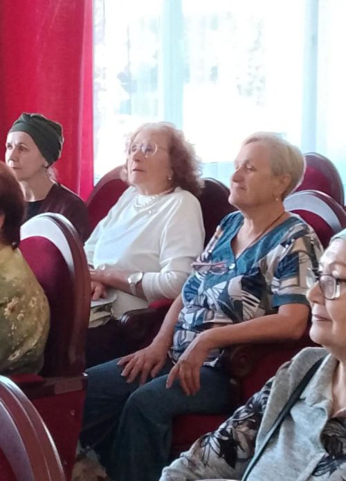 В Нурлате прошел творческий вечер «Бархатный возраст — не осень души»