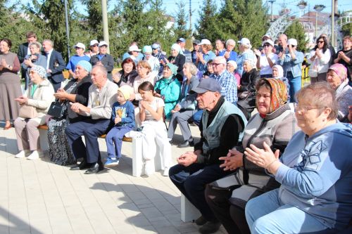 В Нурлате открылся обновленный сквер «Привокзальный»