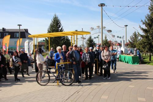 В Нурлате открылся обновленный сквер «Привокзальный»