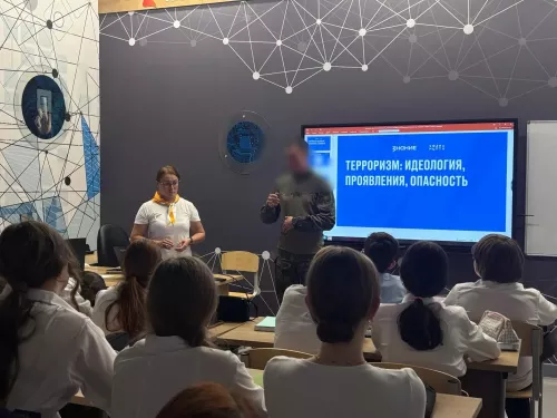 В школе №3 Нурлата прошел урок мужества памяти жертв Беслана