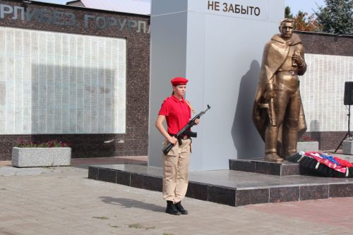 Нурлат вместе со всей страной почтил память жертв теракта в Беслане