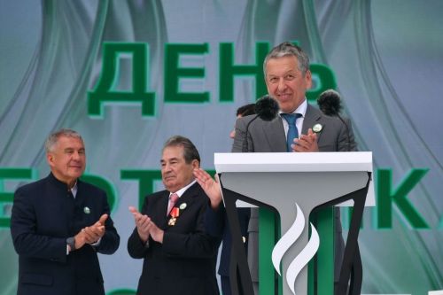 Глава Нурлатского района принял участие в Дне нефтяника в Альметьевске