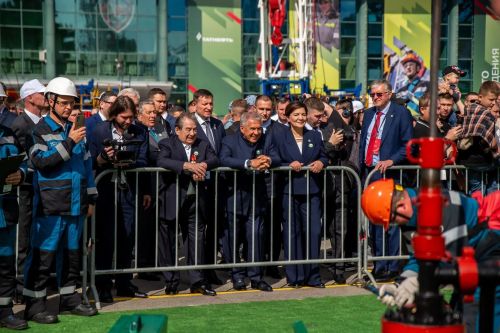 День нефтяника в Альметьевске прошёл масштабно, ярко и с глубоким уважением к людям труда