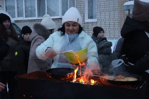 В Нурлате праздник «В нашем дружном дворе» дал старт зимнему фестивалю добрососедства «Курше»