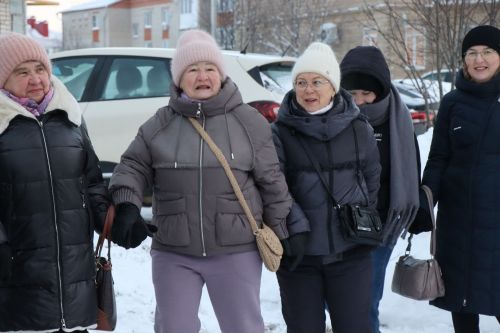 В Нурлате праздник «В нашем дружном дворе» дал старт зимнему фестивалю добрососедства «Курше»