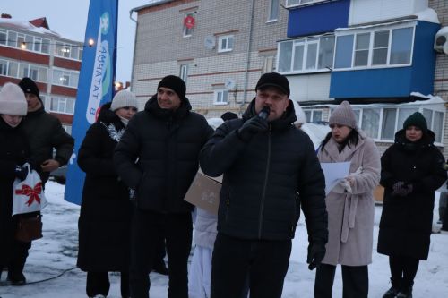 В Нурлате праздник «В нашем дружном дворе» дал старт зимнему фестивалю добрососедства «Курше»