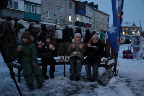 В Нурлате праздник «В нашем дружном дворе» дал старт зимнему фестивалю добрососедства «Курше»