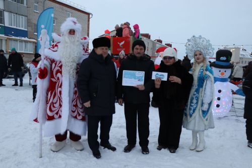 В Нурлате праздник «В нашем дружном дворе» дал старт зимнему фестивалю добрососедства «Курше»