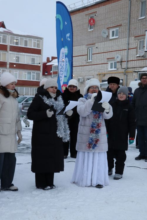 В Нурлате праздник «В нашем дружном дворе» дал старт зимнему фестивалю добрососедства «Курше»