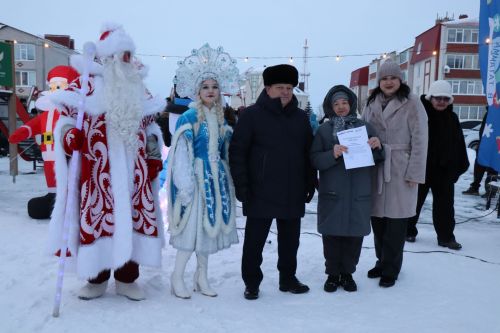 В Нурлате праздник «В нашем дружном дворе» дал старт зимнему фестивалю добрососедства «Курше»