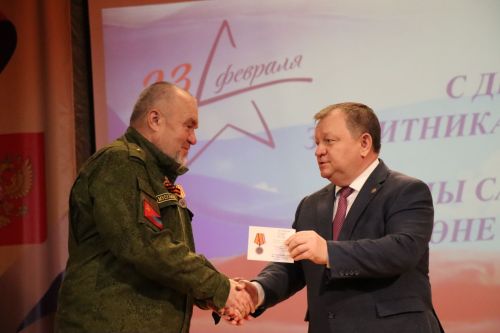 В Нурлате торжественно отметили День защитника Отечества