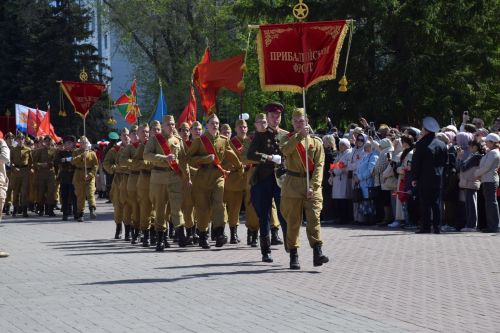 В Нурлате прошел Парад Победы: подвигу героев и память, и слава