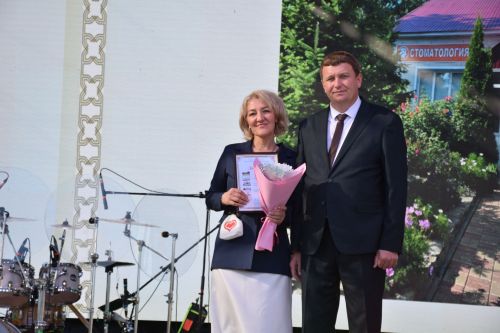 В Нурлате наградили победителей районного конкурса по оформлению и озеленению территорий