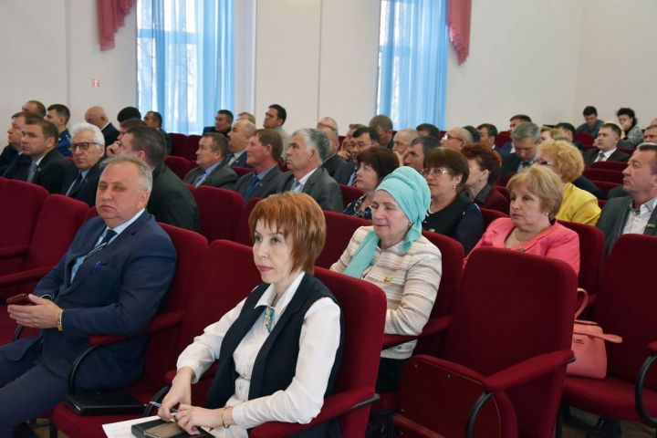 В Нурлате прошла XXIV сессия Совета Нурлатского муниципального района