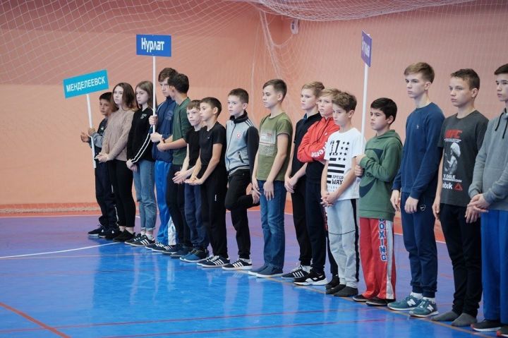 Нурлатцы приняли участие в первенстве Республики Татарстан по кикбоксингу