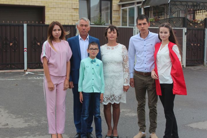 Семья Анисимовых  из Нурлатского района участвует на торжественном приеме у Президента