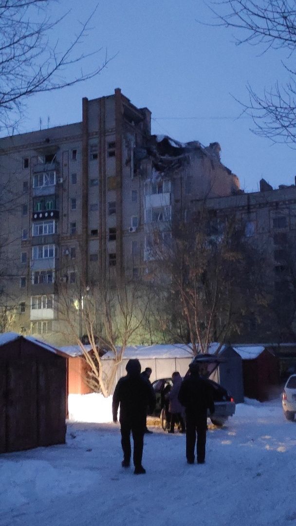 В соцсетях появилось видео с места взрыва бытового газа в жилом доме в Ростовской области