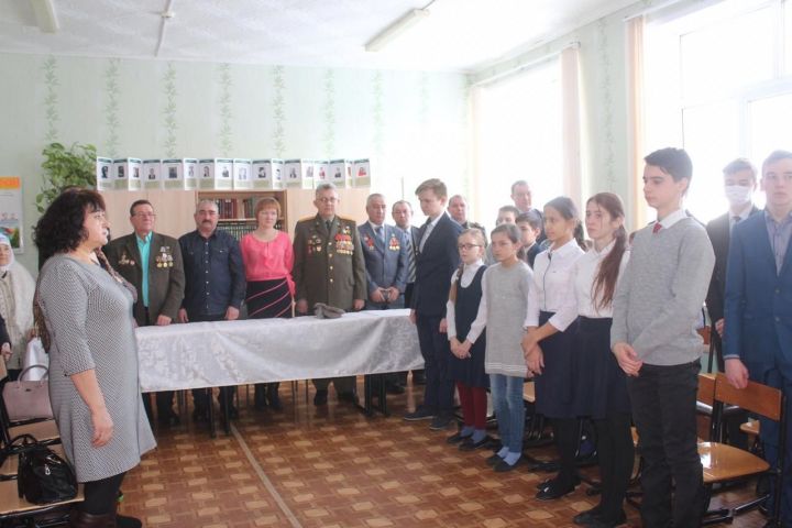 В преддверии 30-летия вывода Советских войск из Афганистана в Фомкинской школе прошел Урок мужества.