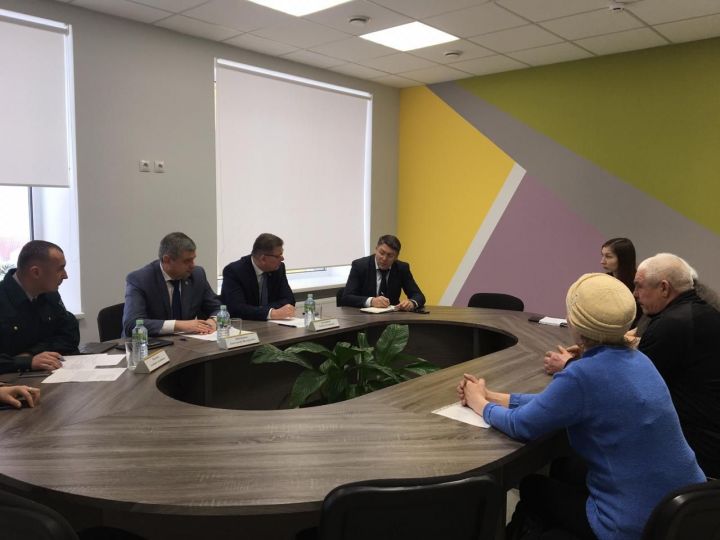 В Нурлате провел прием граждан министр экологии и природных ресурсов РТ Александр Шадриков