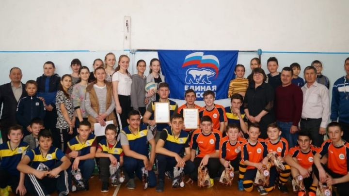 Колбай Мораса мәктәбендә каникуллар мини-футбол турнирыннан башланды