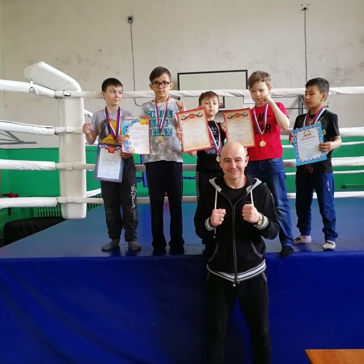 Юные боксеры Нурлата успешно выступили в соревнованиях в Самарской области