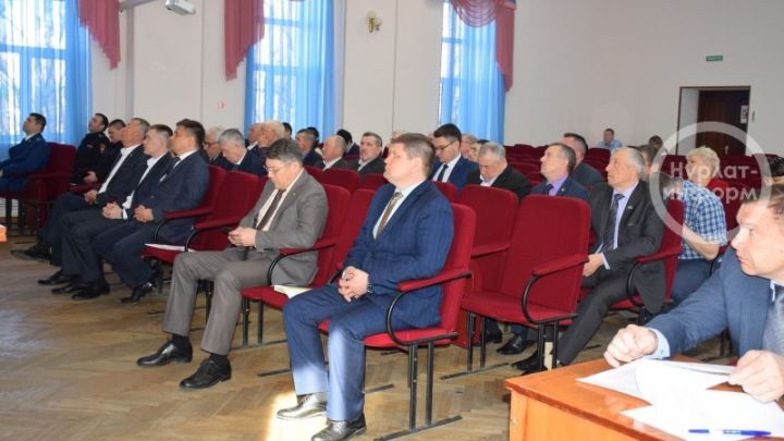 Нурлатта шәһәр Советы сессиясе узды