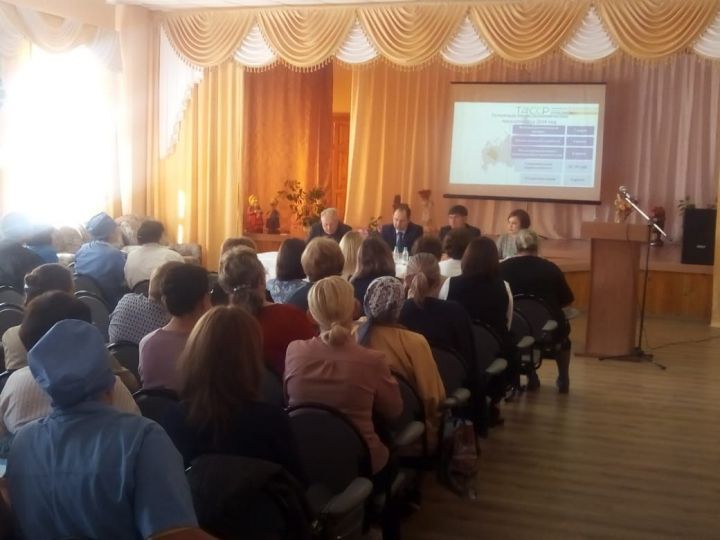 В Нурлате состоялась встреча руководства Министерства с трудовыми коллективами