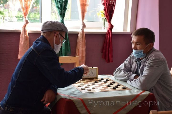 Стартуют чемпионаты Нурлатского района по шашкам и шахматам&nbsp;