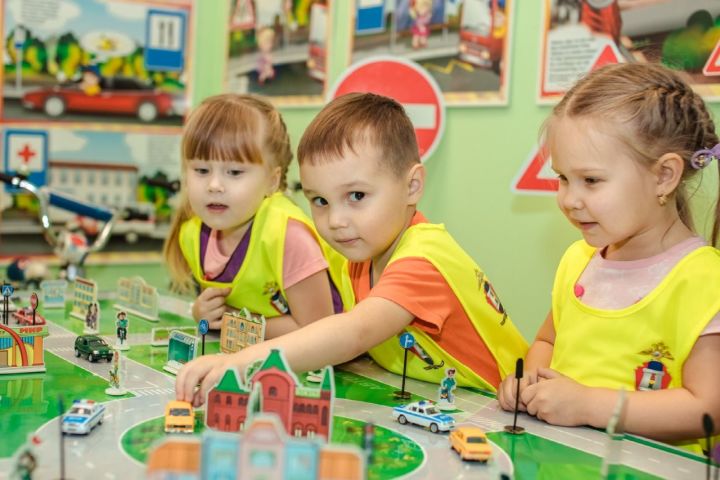 В Нурлатском детском саду большое внимание уделяют изучению ПДД
