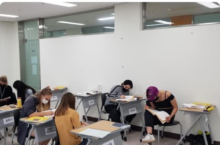 Выпускница из Нурлата получает образование в Корее