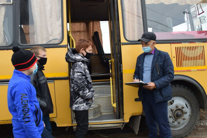 Ежедневно по Нурлатскому району в рейс выходят 30 автобусов для перевозки школьников