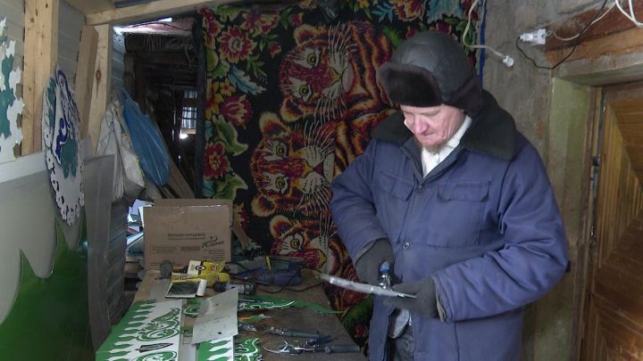 Программа  по самозанятости помогает местному умельцу из села Фомкино развивать свое дело