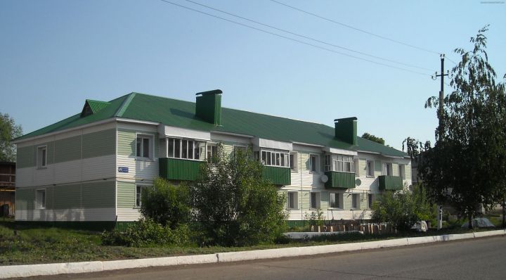 Управляющие компании ТСЖ города Нурлат проводят дезинфекцию подъездов  многоквартирных домов своей зоны обслуживания