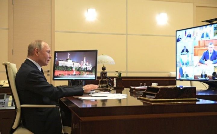 Путин выступит с обращением в ходе совещания с главами регионов по коронавирусу