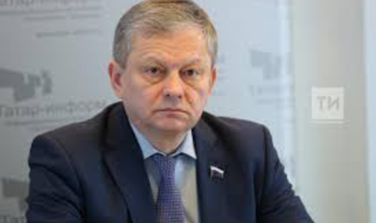 Мнение депутата: Как только эпидемия спадет, надо завершить работу по поправкам в Конституцию РФ