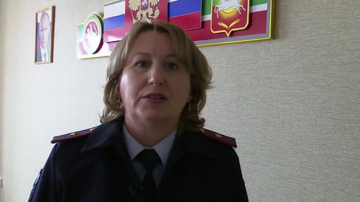 Елена Поплавская предупреждает об уголовной ответственности за истязание несовершеннолетних