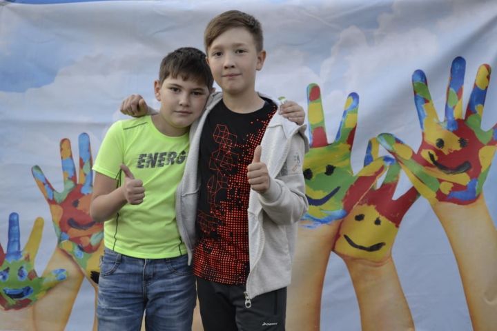 Туктаров Тимур принимает участие в онлайн-конкурсе "Счастливое детство"