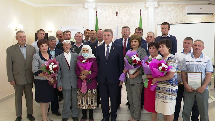 25-го июня, в день рождения ТАССР, в Нурлате чествовали работников сельского хозяйства