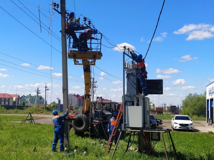 На 6  улицах Нурлата и  в 4-х населенных пунктах района 10 июля отключат свет